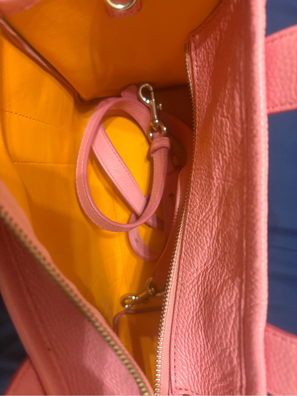 Marc Jacobs Pink Leather 'The Tote Bag' with Bold Logo - Picture 2 of 3
